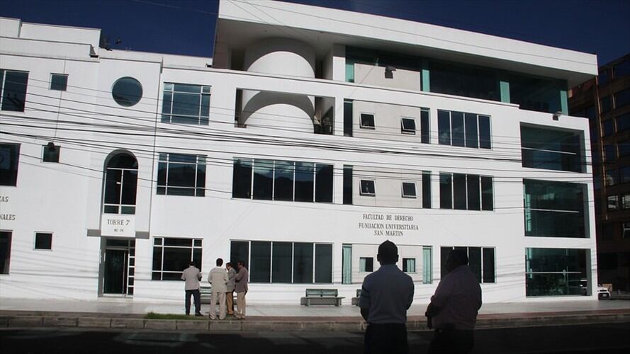 Universidad San Martín. Foto: "Perro a Cuadros"Ana Patricia Torres Espinosa