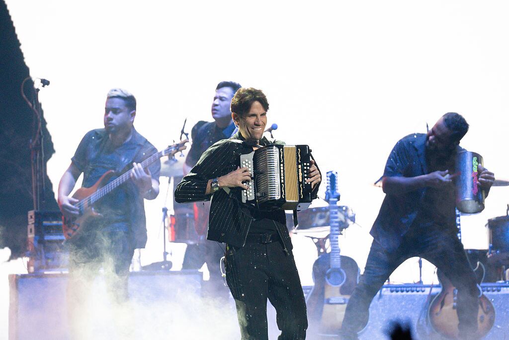 NEWARK, NEW JERSEY - MARCH 13: Juancho De la Espriella performs onstage during the "El Ultimo Baile" Tour USA at Prudential Center on March 13, 2026 in Newark, New Jersey. (Photo by Manny Carabel/Getty Images)