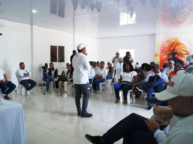 Alcaldía Mayor de Cartagena reafirma compromisos con comunidades de Puerto Rey y El Zapatero