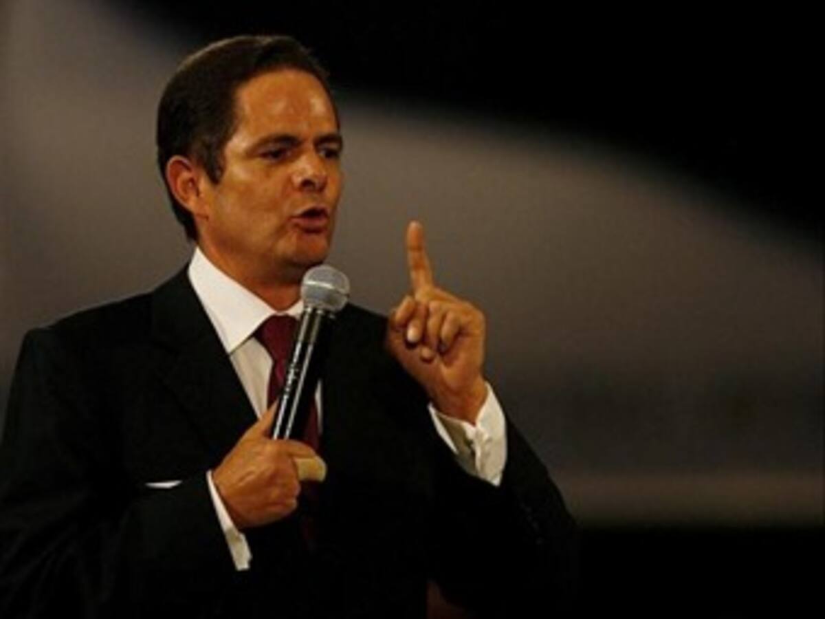 El vicepresidente Garzón no conoce mejor la ley que yo: Germán Vargas Lleras