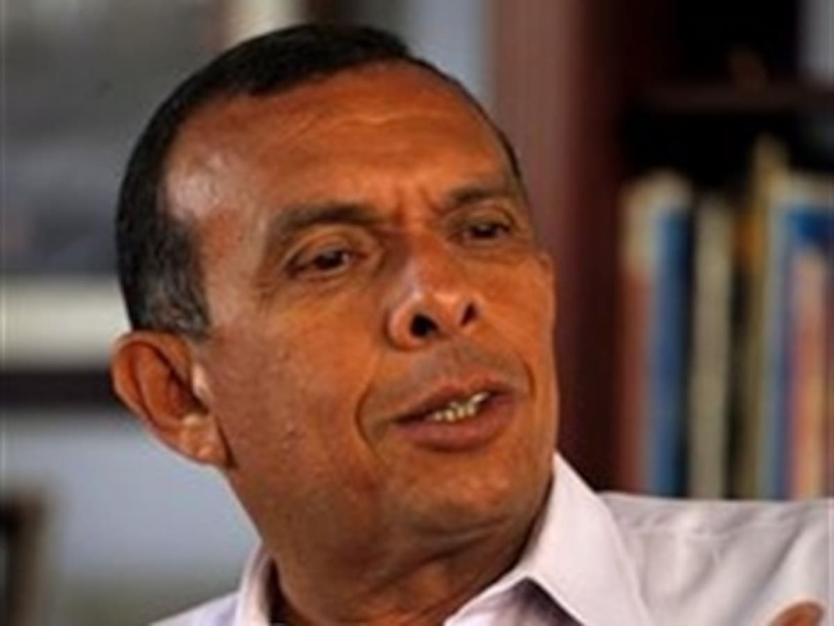 Lobo, firme en su intención de asistir a la Cumbre pese amenazas de boicot