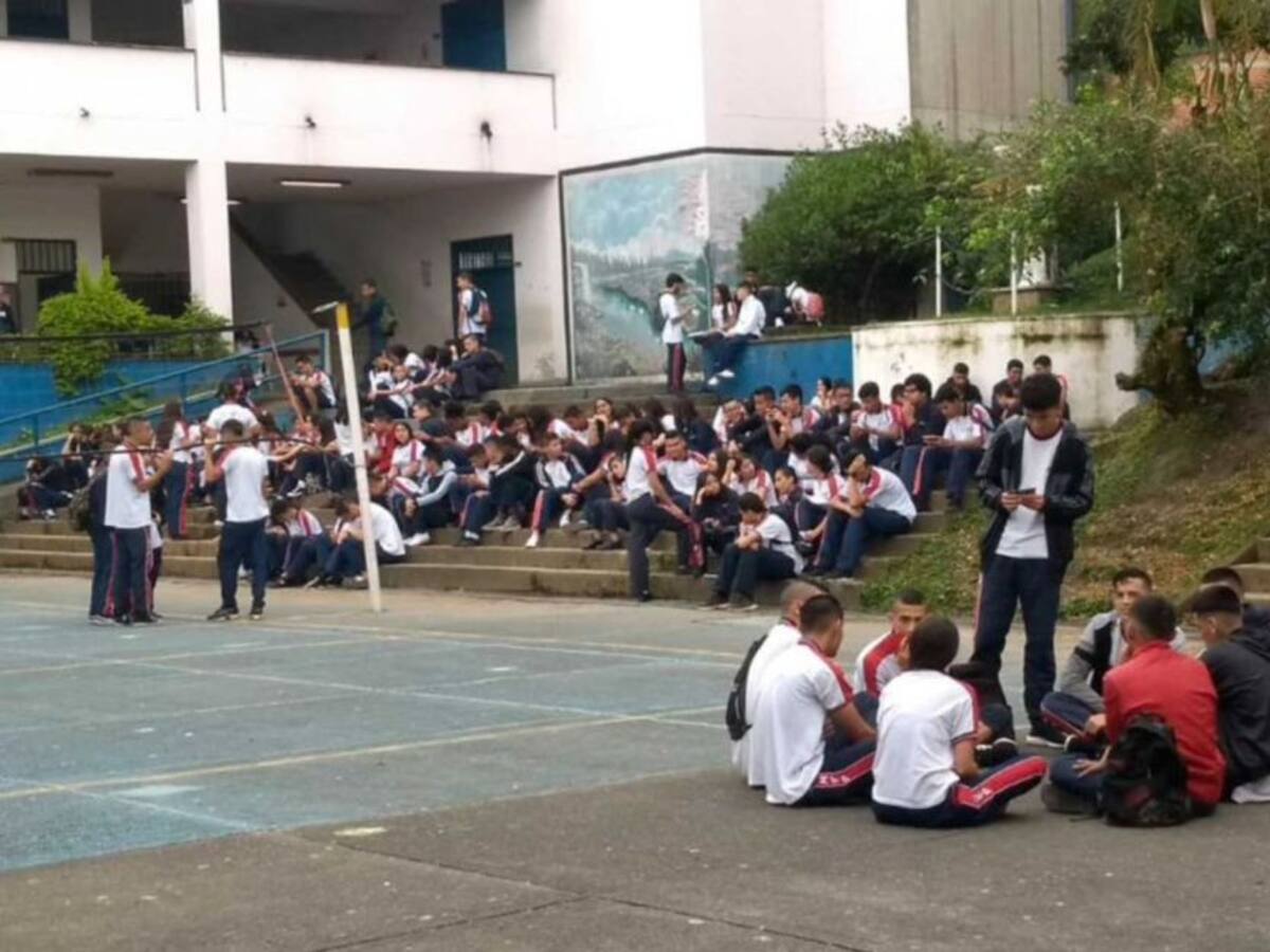 Diez días de anormalidad académica en Risaralda