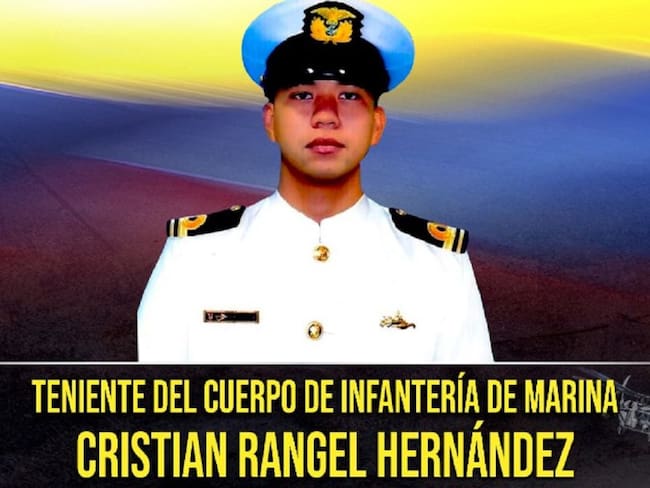 El militar recibió un disparo en la cabeza.