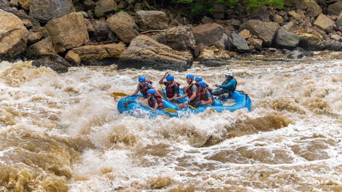 Prohíben bañarse en el río Suárez por aumento del caudal