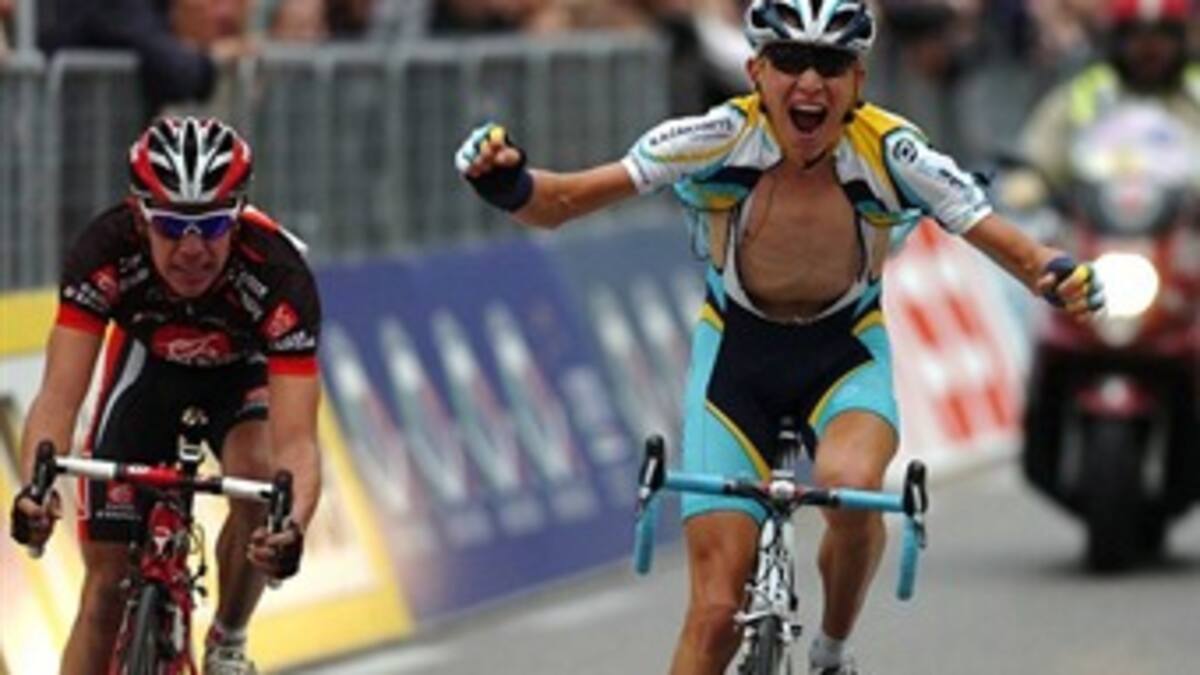 Uran gana dos posiciones en la Vuelta al País Vasco