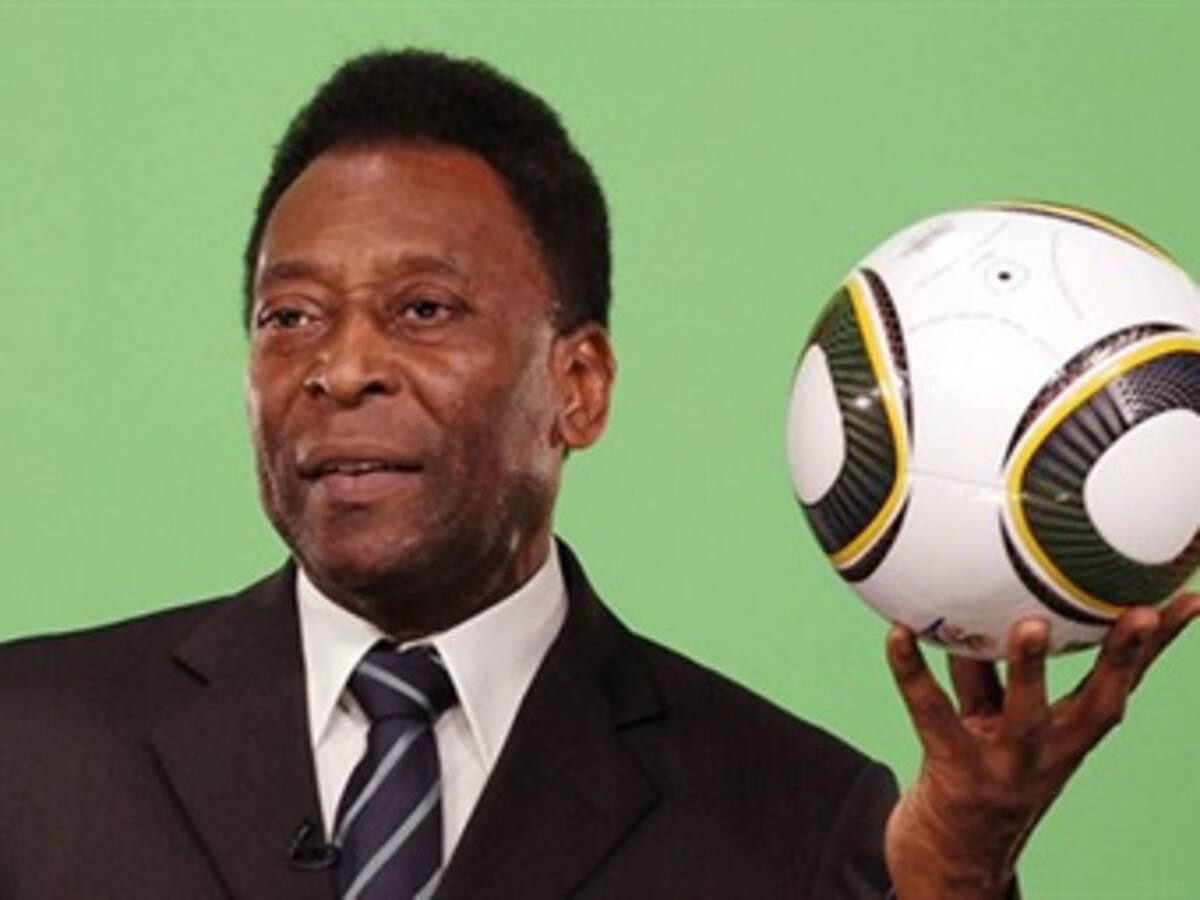 “Hay mucho retraso” dice Pelé sobre el Mundial 2014