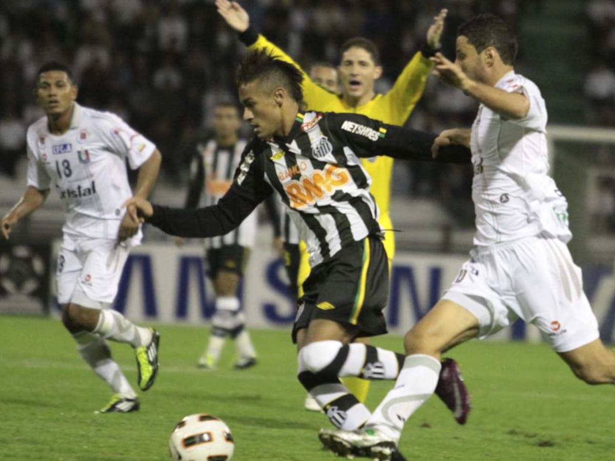 Recuerdo de la primera visita de Neymar a Colombia