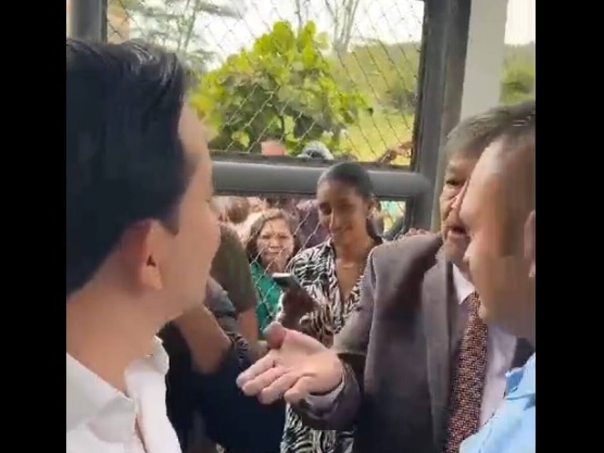 A insultos recibió el alcalde de Barbosa a su sobrino, quien es representante a la cámara