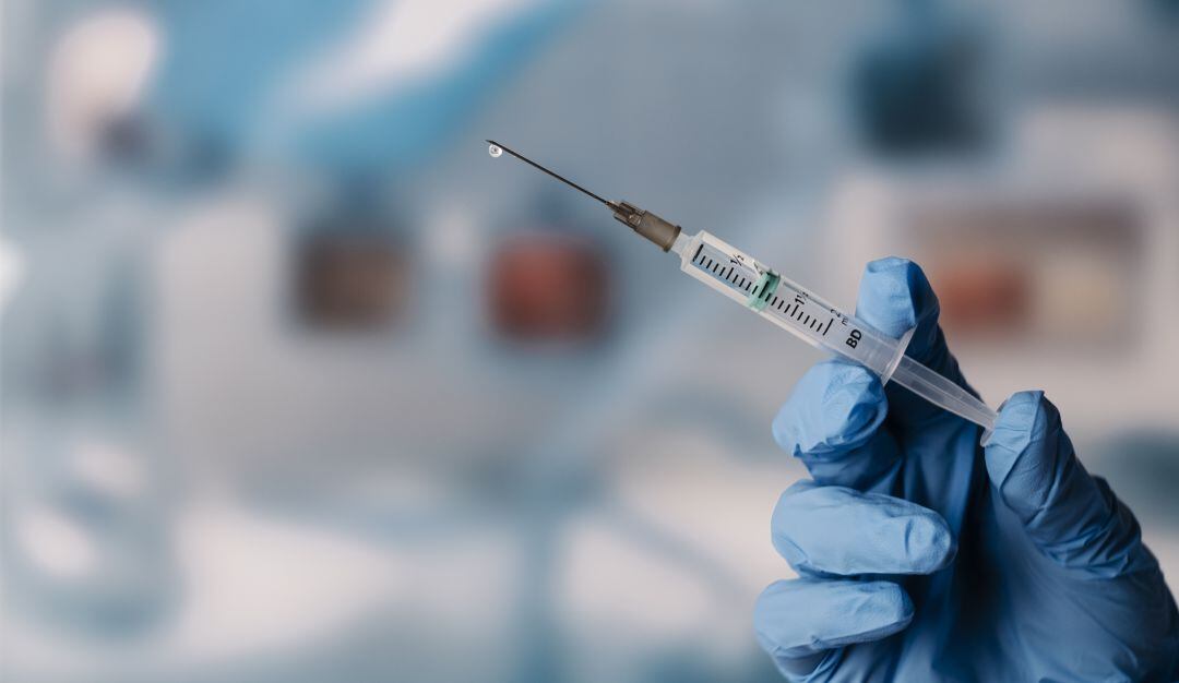 Impuestos a los más ricos generaría vacunas para toda la población mundial