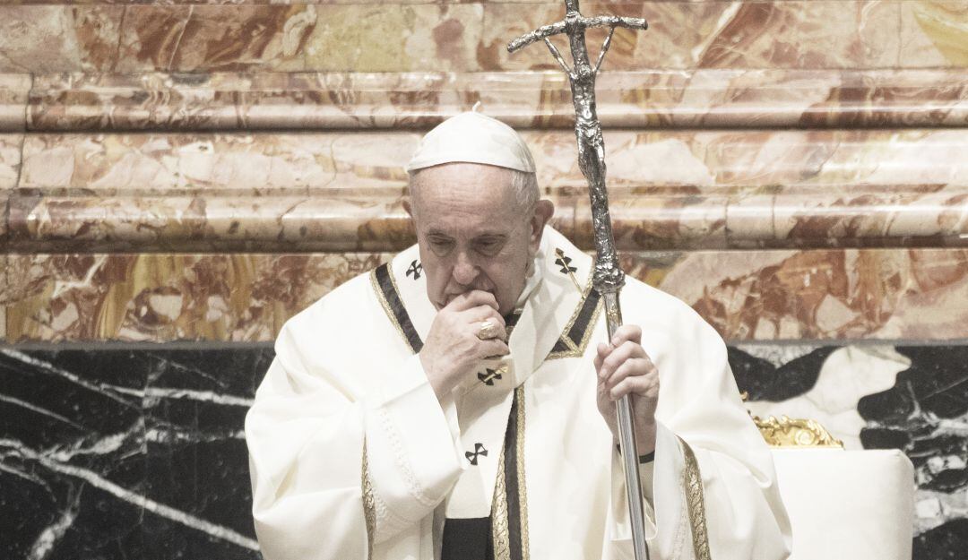 El papa Francisco durante el Día de Reyes en la Basílica de San Pedro. 