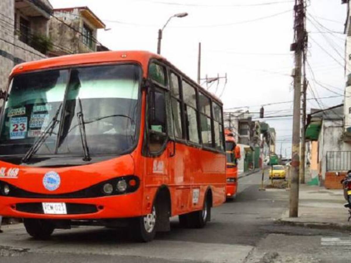 Ciudadanos podrán ayudar en la vigilancia de los 'buses chimenea'