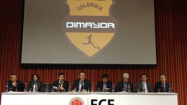 Eduardo Silva de La Luciérnaga y la apertura de una escuela de fútbol
