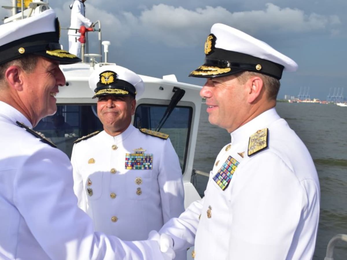 Acto de reconocimiento en Cartagena a nuevo comandante de Armada
