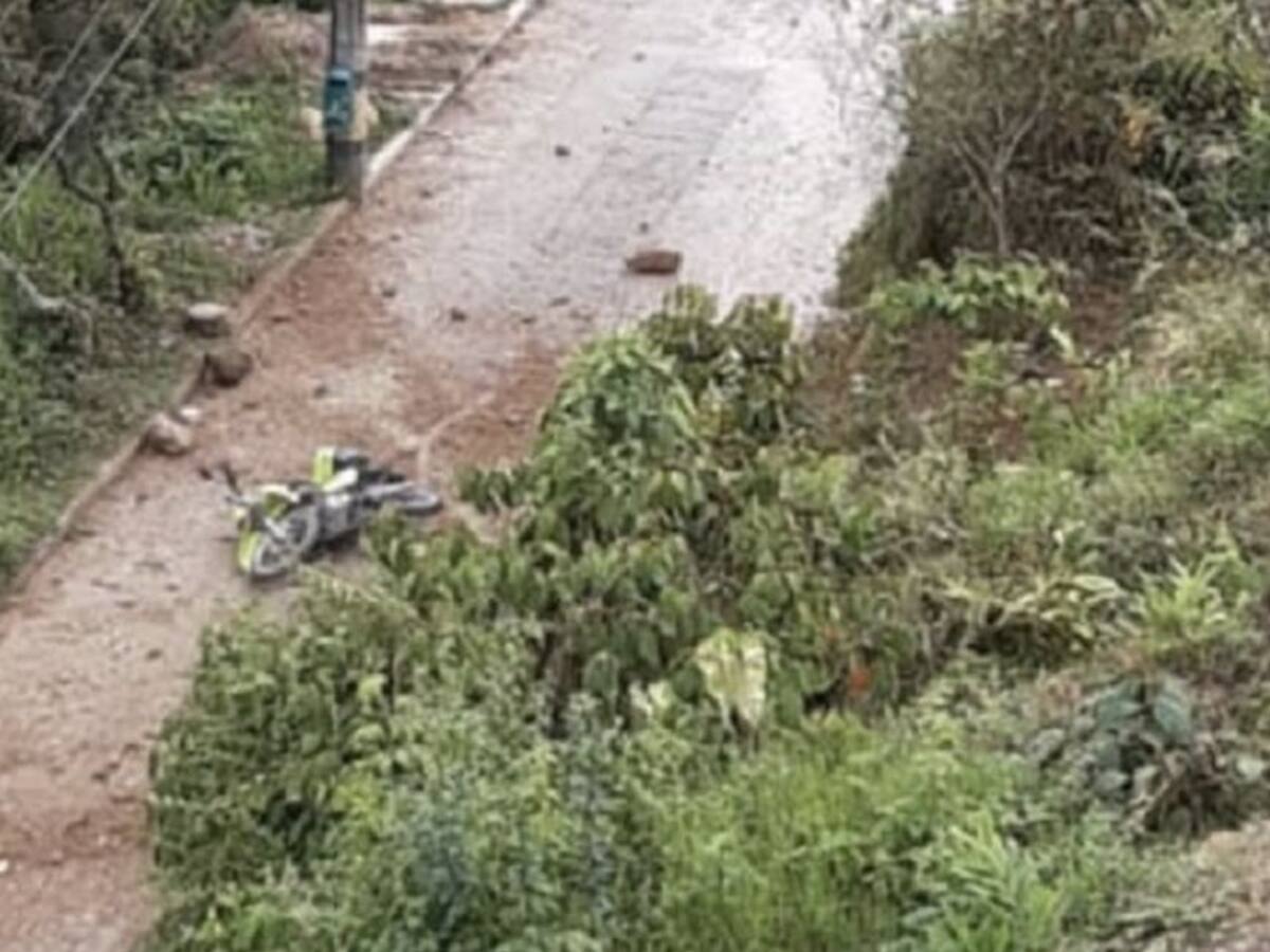Varios policías lesionados por un artefacto explosivo activado en Anorí