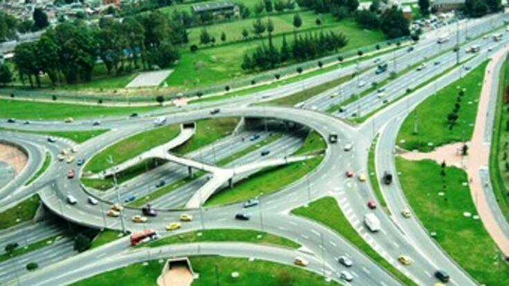 Gobierno anuncia 10 billones de pesos para Autopistas de la Prosperidad