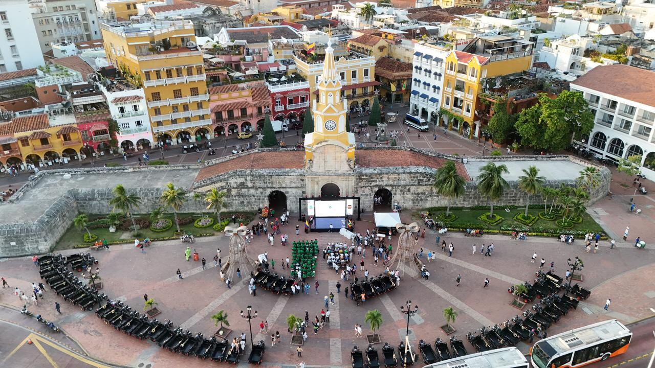 Fin a los vehículos de tracción animal de carga liviana en Cartagena