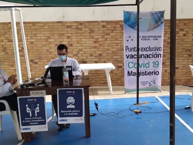 Inició jornada especial para vacunación de docentes en Bucaramanga