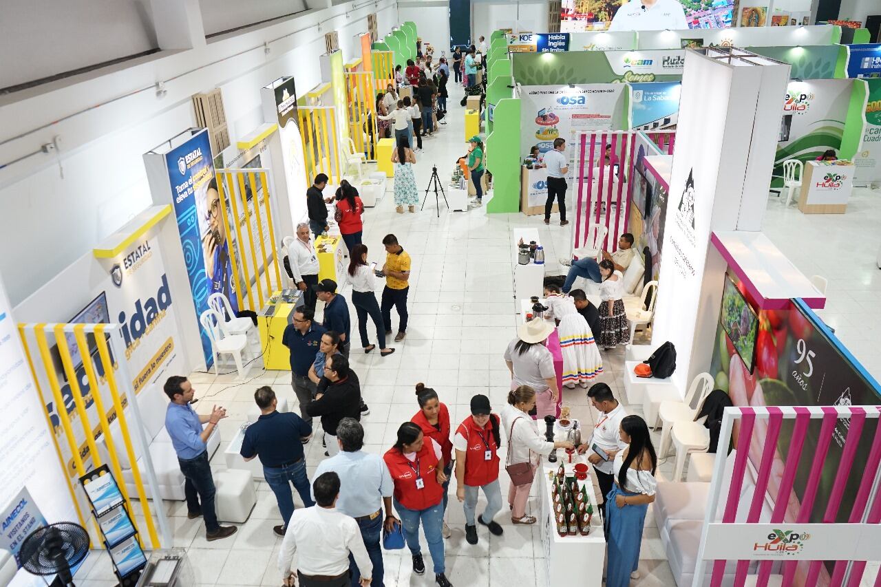 De igual forma, se adelantó una rueda de negocios que contó con la presencia de compradores regionales y nacionales, donde sus participantes reportaron expectativas de negocios de 1800 millones de pesos en 500 citas de negocios.