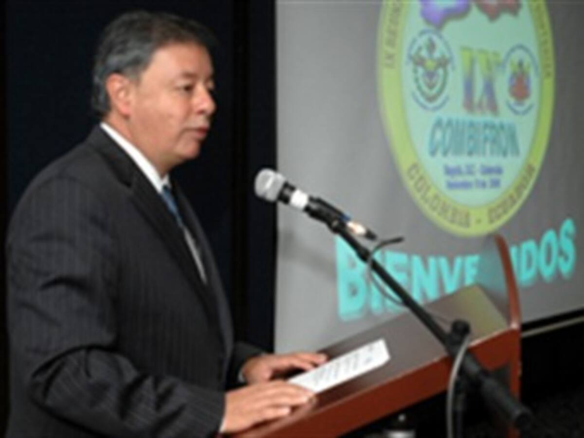 Colombia repudia destrucción de puentes fronterizos a manos de guardia venezolana