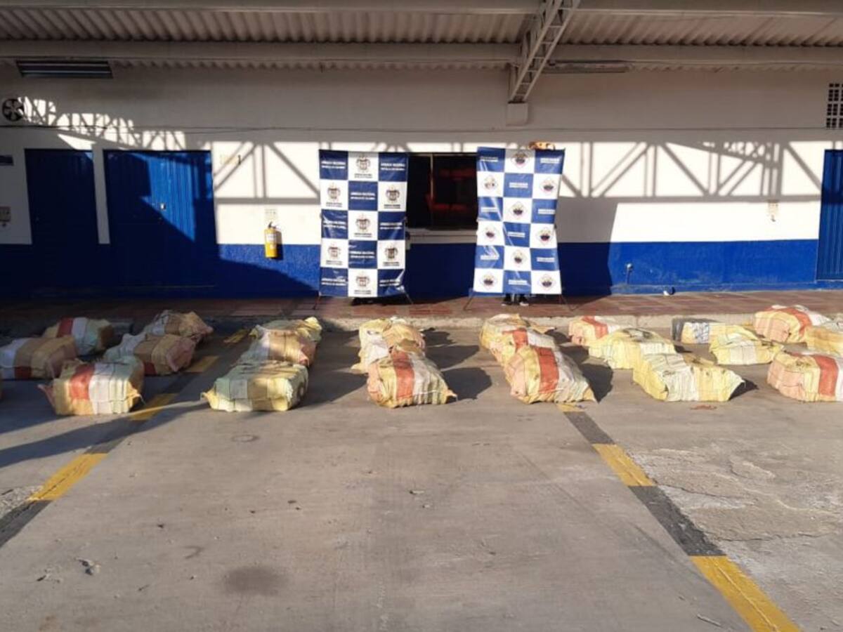 Decomisan una tonelada de marihuana cerca del Parque Isla de Salamanca