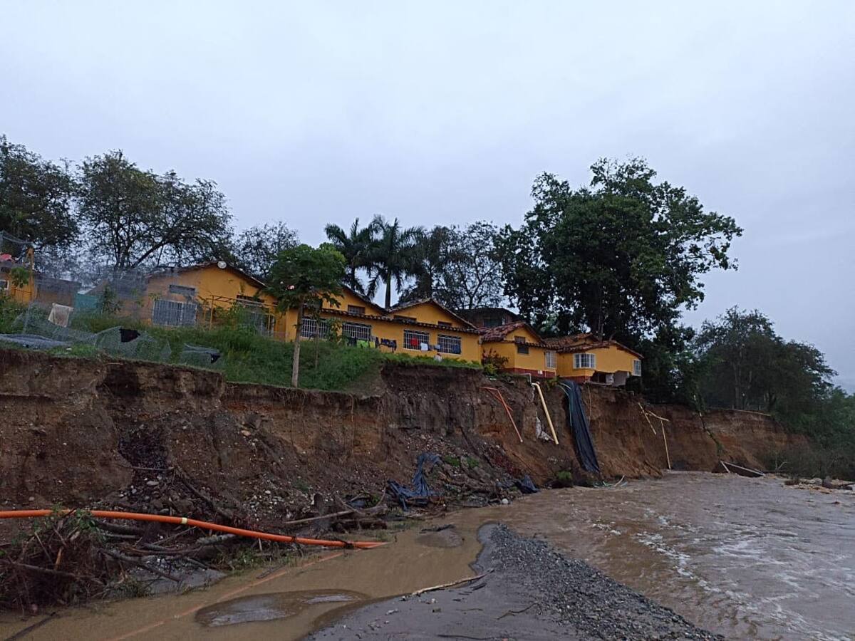 Se prevén fuertes vientos y tormentas eléctricas en los 125 municipios de Antioquia