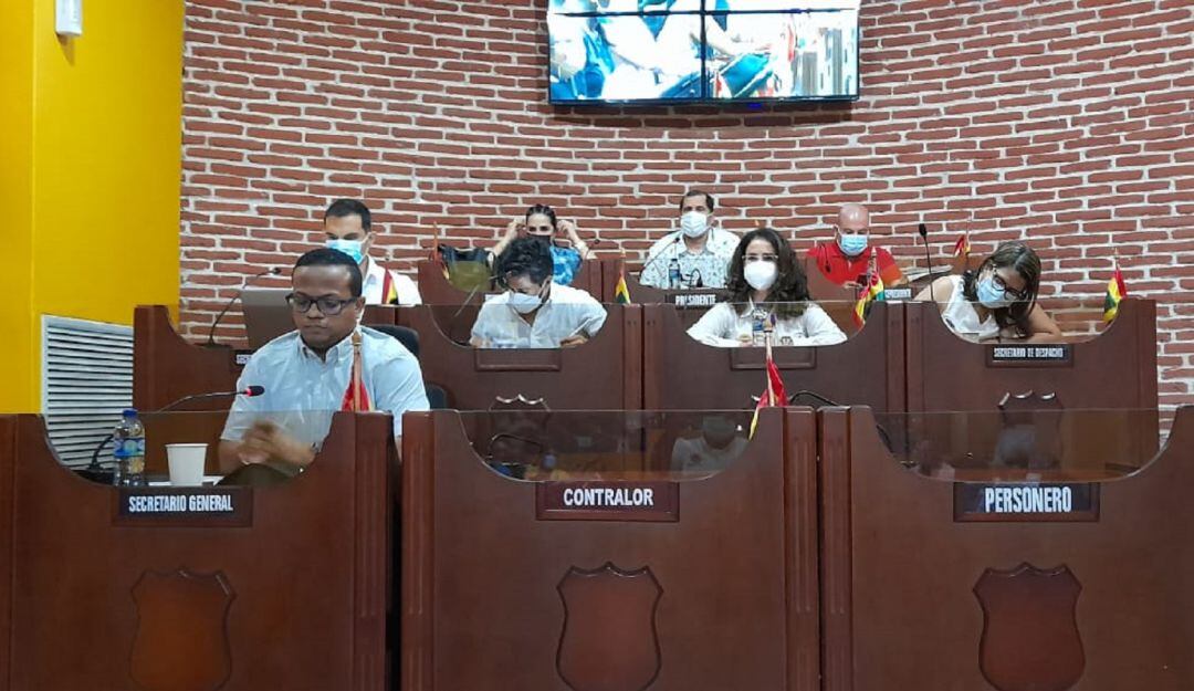 Los recursos fueron aprobados para atender la necesidad de asegurar el cumplimiento de bienes y servicios durante la ley de garantías