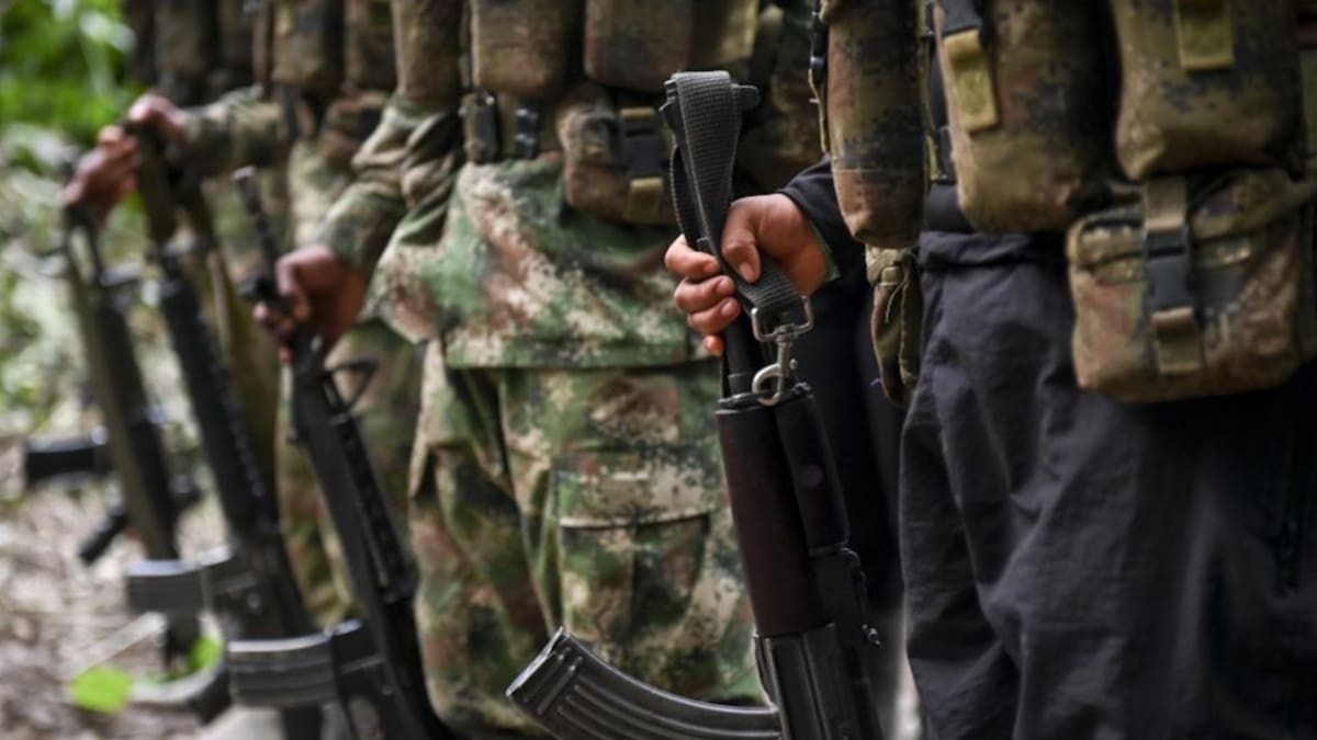 Defensoría del Pueblo advierte reconfiguración de grupos armados en 9 zonas del país