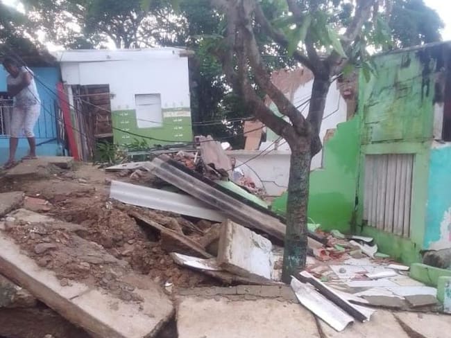 Más de 300 viviendas han sido evacuadas en Nueva Colombia por daños