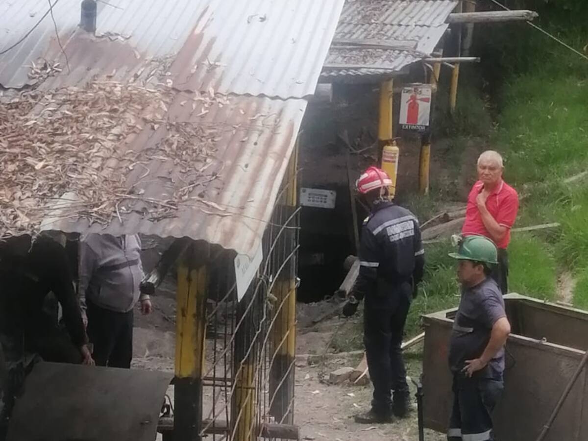 Accidente minero en Paipa, tres personas permanecen atrapadas