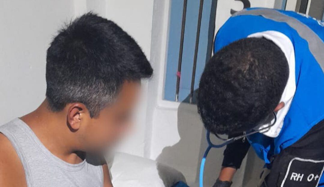 El extranjero fue encontrado deambulando por las calles del barrio Manga bajo los efectos de una sustancia