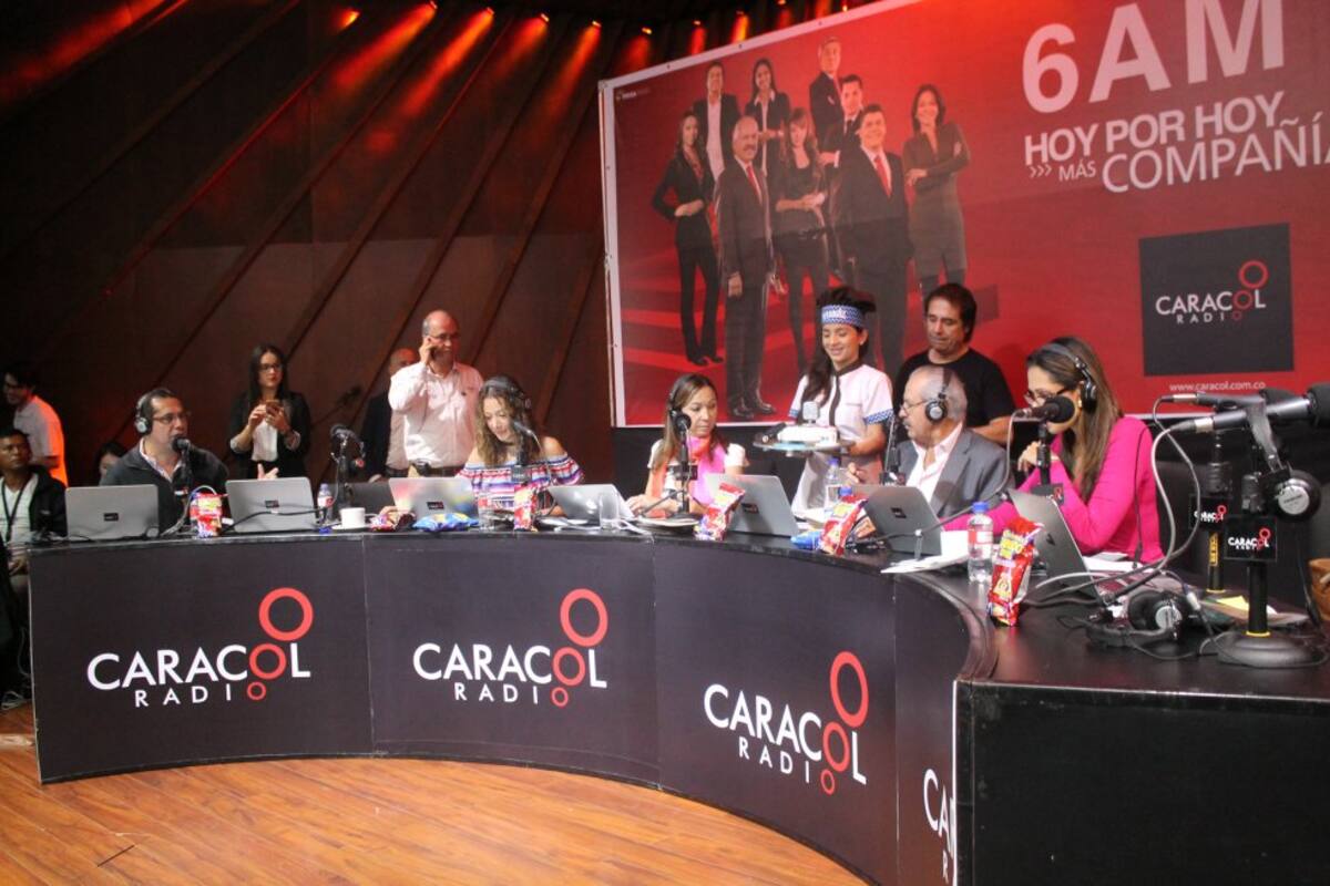 El equipo del espacio más sonado en Colombia emite desde la capital de Santander, Bucaramanga.
