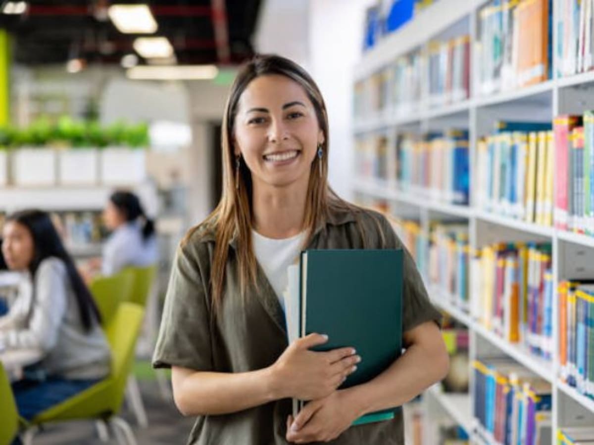 Lanzan 300 becas para que colombianos estudien maestrías en 2026: requisitos y cómo aplicar