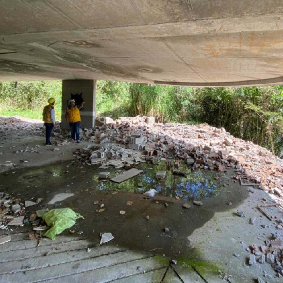 Diez edificios con problemas estructurales son monitoreados en Medellín