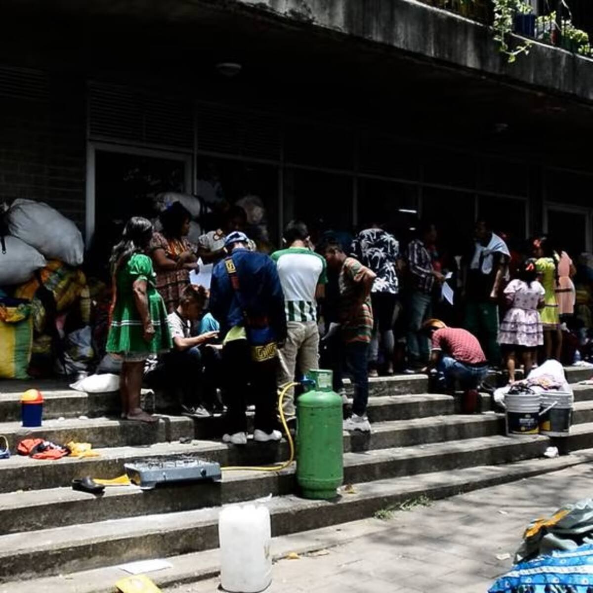 Problemas de convivencia tienen a 250 indígenas instalados en colegio en Niquitao