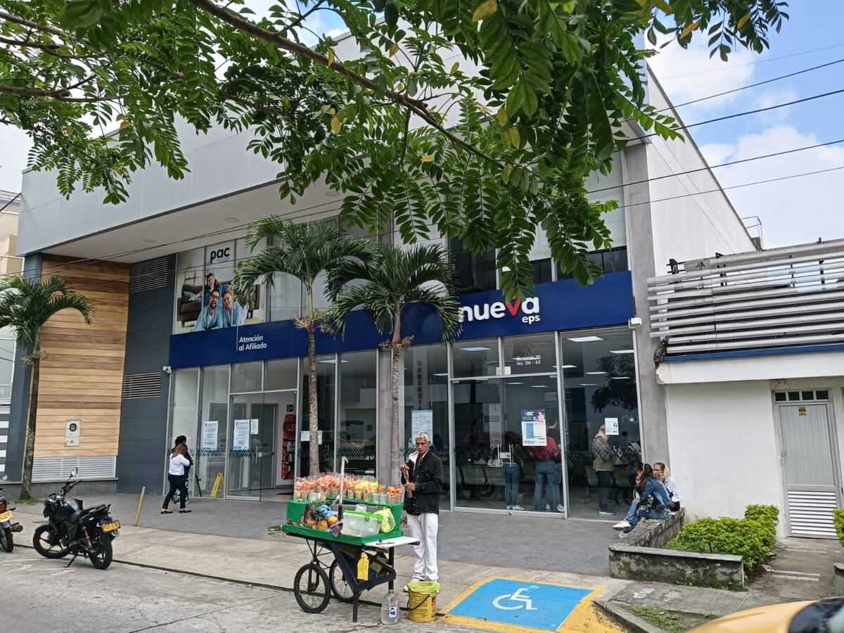 ¿Qué dicen usuarios de la Nueva EPS en Quindío sobre intervención por un año más?