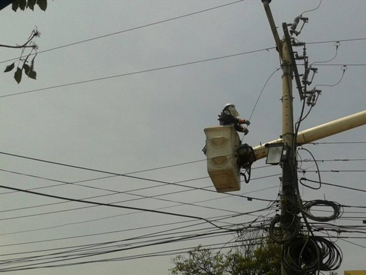 Proponen convertir a Electricaribe en una empresa pública