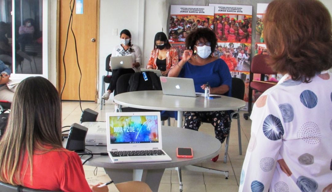 En el sector privado, 100 instituciones educativas no oficiales están trabajando bajo el mismo modelo