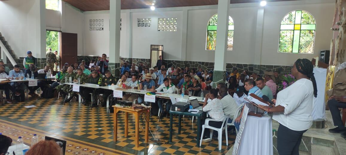 Aunque no hay mayores avances, el diálogo continúa.