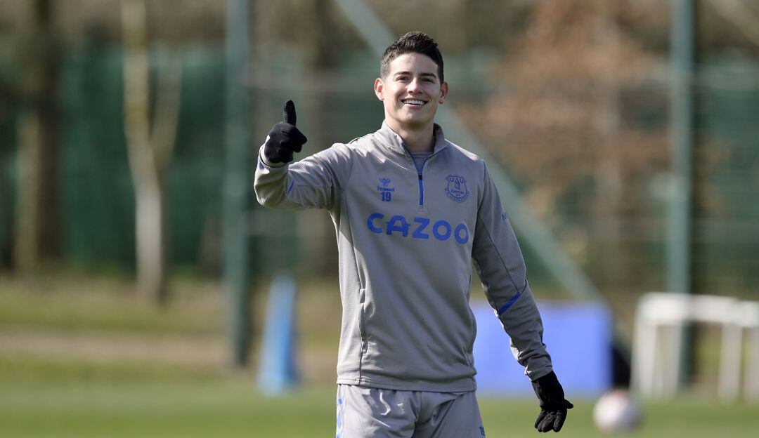 Carlo Ancelotti: “James está motivado y físicamente está bien”