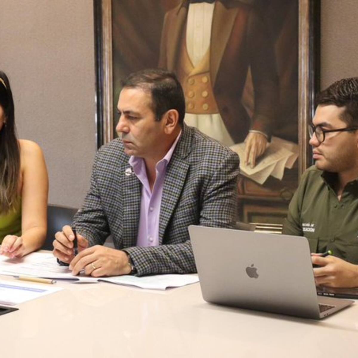 Se vienen embargos para 220 mil santandereanos: dura notificación del gobernador a los morosos