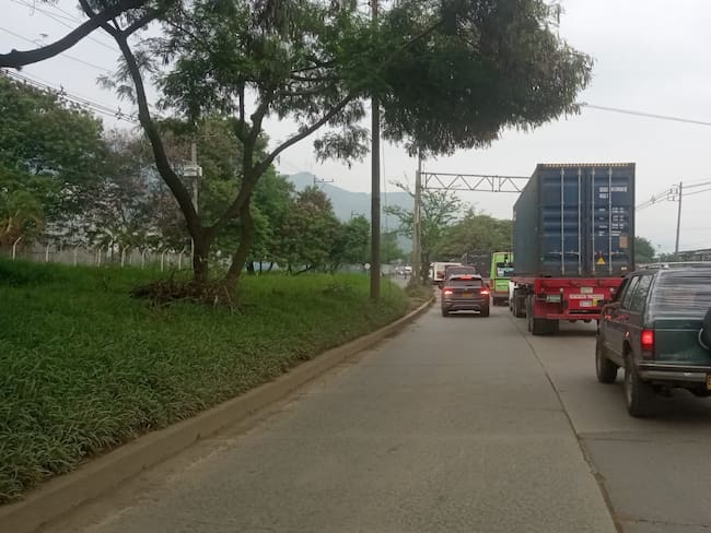 Protestas en Yumbo por alza de $800 en el pasaje intermunicipal: baja de $100 no frena el malestar