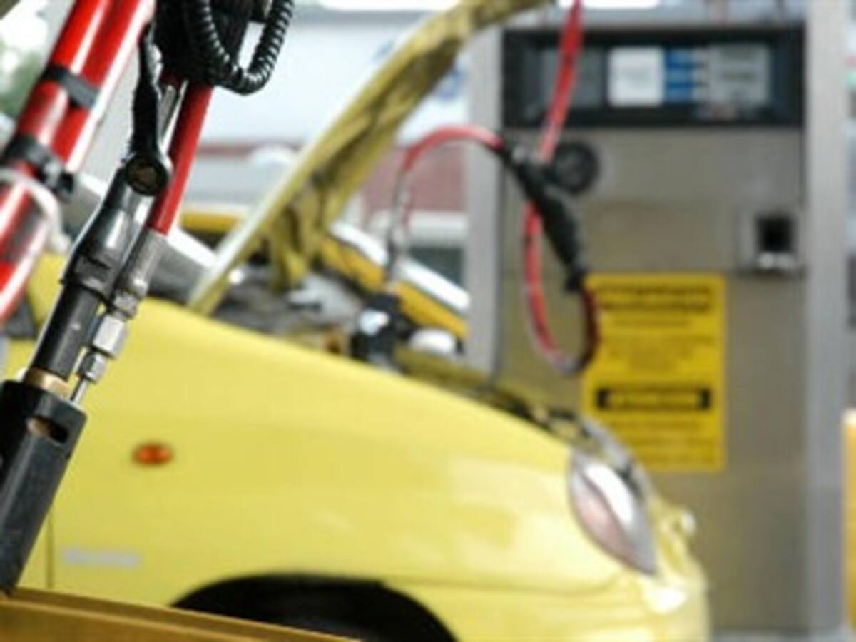 Gobierno afirma que en cuatro días se normalizará el suministro de gas vehicular para Bogotá