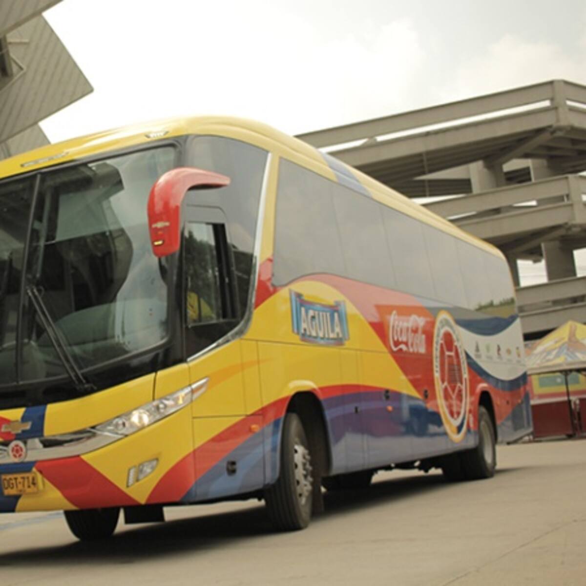 El bus oficial de la Selección Colombia llegó a Barranquilla