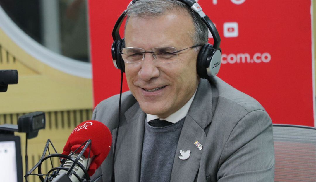 Roy Barreras en La Luciérnaga: Alza combustibles y proyectos de ley