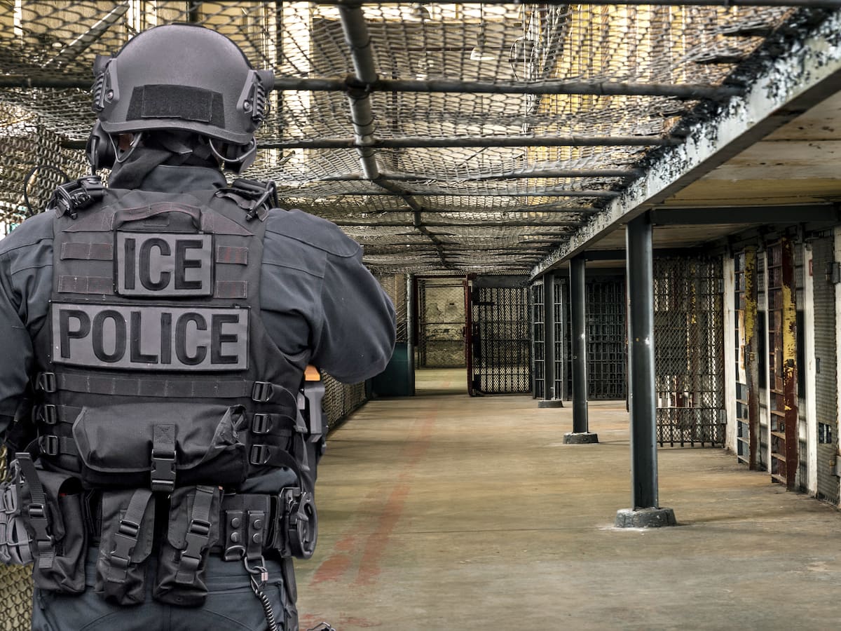 “Hace sus necesidades en bolsas”: madre en Santander clama por regreso de su hijo retenido en EE. UU