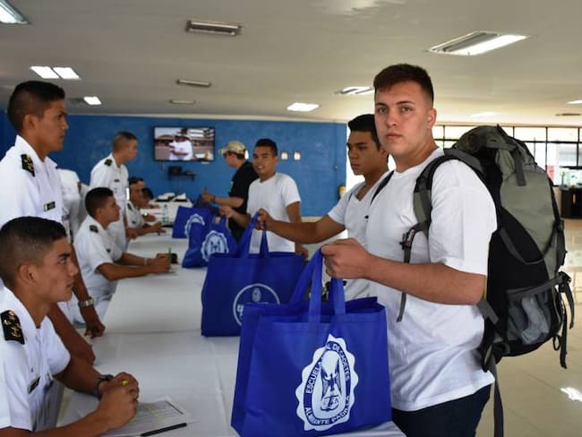 148 jóvenes vivirán como cadete naval por una semana en Cartagena
