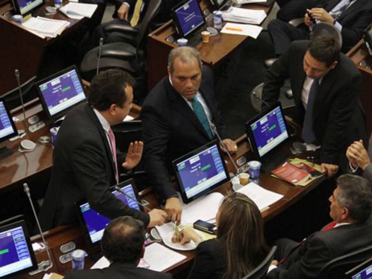 Siguen las peleas internas en la Unidad Nacional