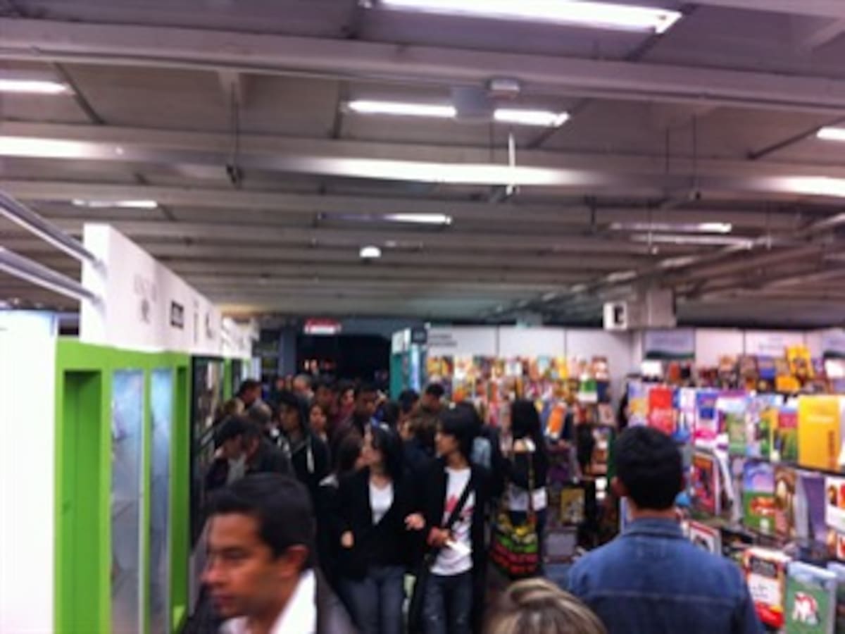 Abundante presentación de libros en el sábado de la FILBo