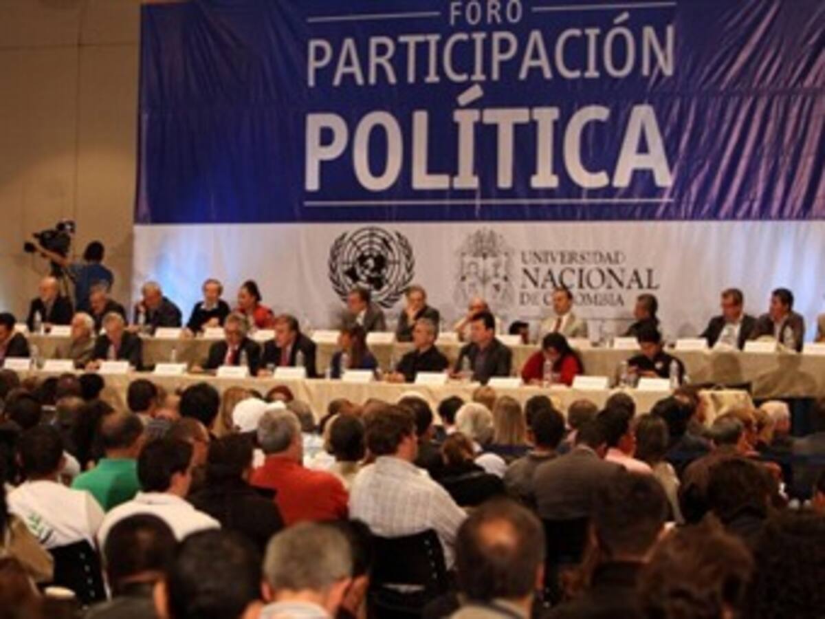 Organizadores de Foro sobre Participación Política lamentan ausencia de Centro Democrático