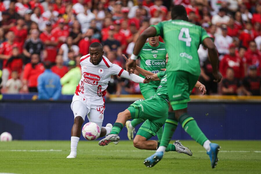 Jader Quiñones en partido entre América de Cali y Equidad / Colprensa